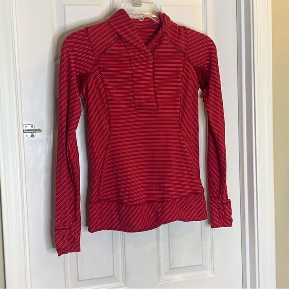 Lululemon Athletica Think Fast Half Zip Pullover Size 8 Deepest Cranberry - Picture 9 of 10